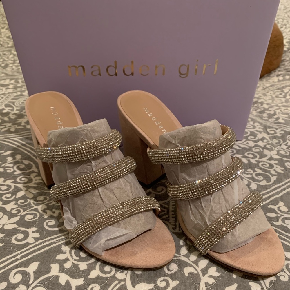 NWT super comfy madden girl crystal heels